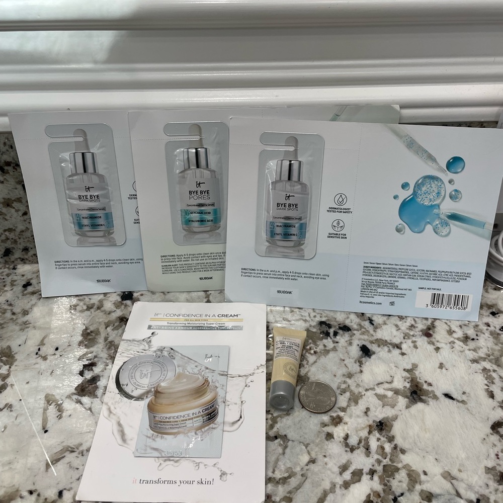 🌶5/$16 IT Cosmetics confidence in gel lotion mini + 4 sample bundle NWT